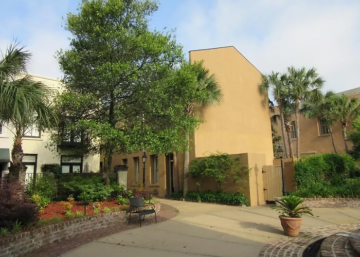 The Lodge Alley Inn